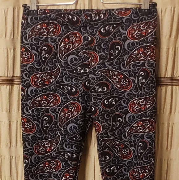 Cozy Brand Paisley Print Thermal Leggings SZ Small - Picture 1 of 4